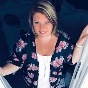 Meet your Posher, Amber